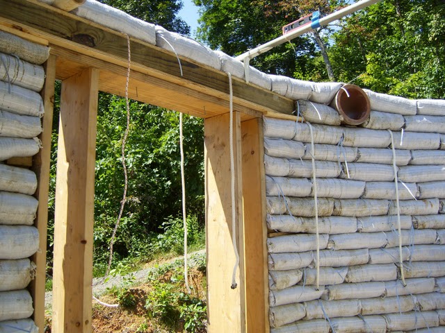 Earthbag-House-11