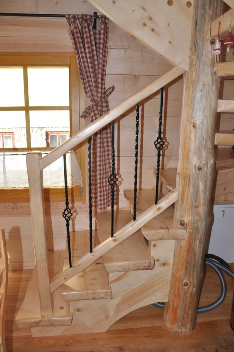 chatkacasetta-legno-7-717x1080