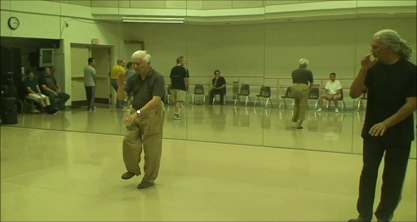 Rooster-on-one-foot10-36-51
