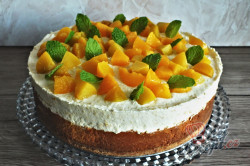 Příprava receptu Tvarohový cheesecake s broskvemi, krok 2
