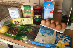 Příprava receptu Luxusní zákusek ,,cherry dáma,,, krok 1